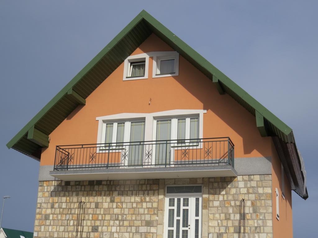 Rooms And Bungalows Sreten Zugic Zabljak  Ruang foto