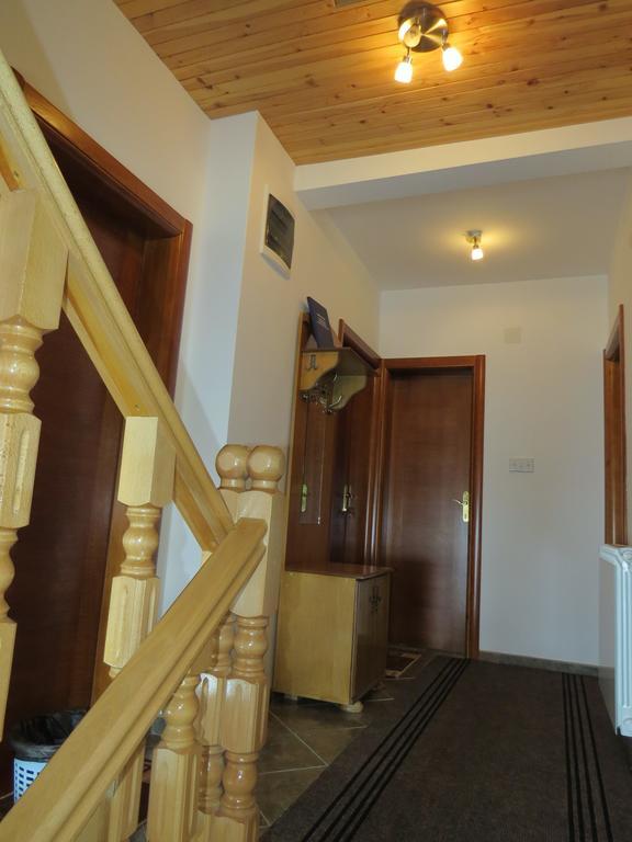 Rooms And Bungalows Sreten Zugic Zabljak  Ruang foto